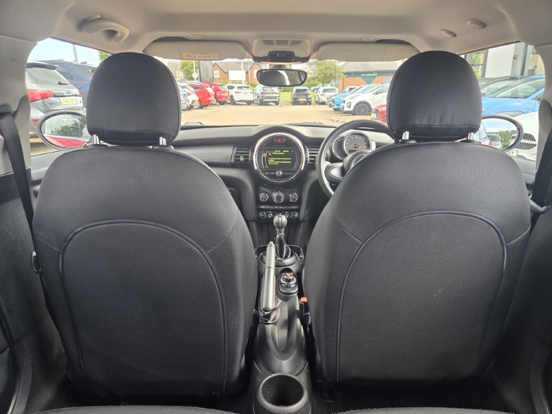 2017 (67) MINI HATCHBACK 1.5 Cooper 5dr 5699022