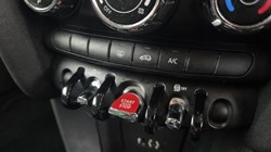 2017 (67) MINI HATCHBACK 1.5 Cooper 5dr 5699041