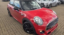 2017 (67) MINI HATCHBACK 1.5 Cooper 5dr 5699011