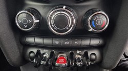 2017 (67) MINI HATCHBACK 1.5 Cooper 5dr 5699042
