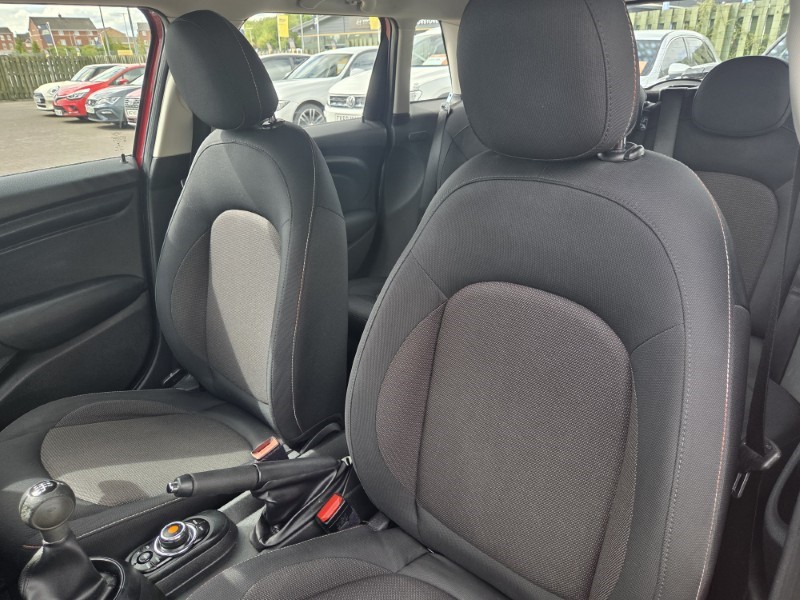 2017 (67) MINI HATCHBACK 1.5 Cooper 5dr 5699032