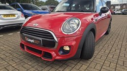 2017 (67) MINI HATCHBACK 1.5 Cooper 5dr 5699013