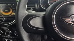 2017 (67) MINI HATCHBACK 1.5 Cooper 5dr 5699036