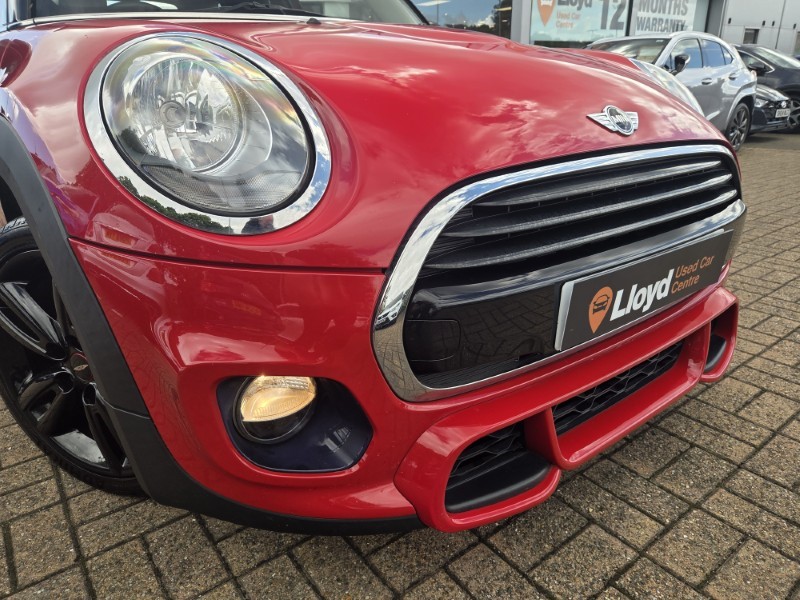 2017 (67) MINI HATCHBACK 1.5 Cooper 5dr 5699012