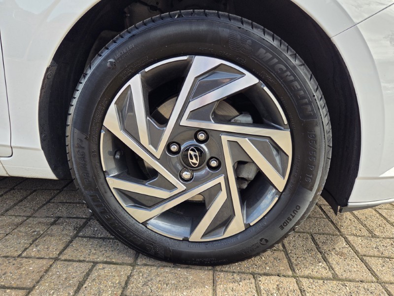 2025 (75) HYUNDAI I20 1.0T GDi Advance [Nav] 5dr 5690020