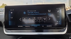 2020 (70) PEUGEOT 2008 1.2 PureTech Allure Premium 5dr 5704640