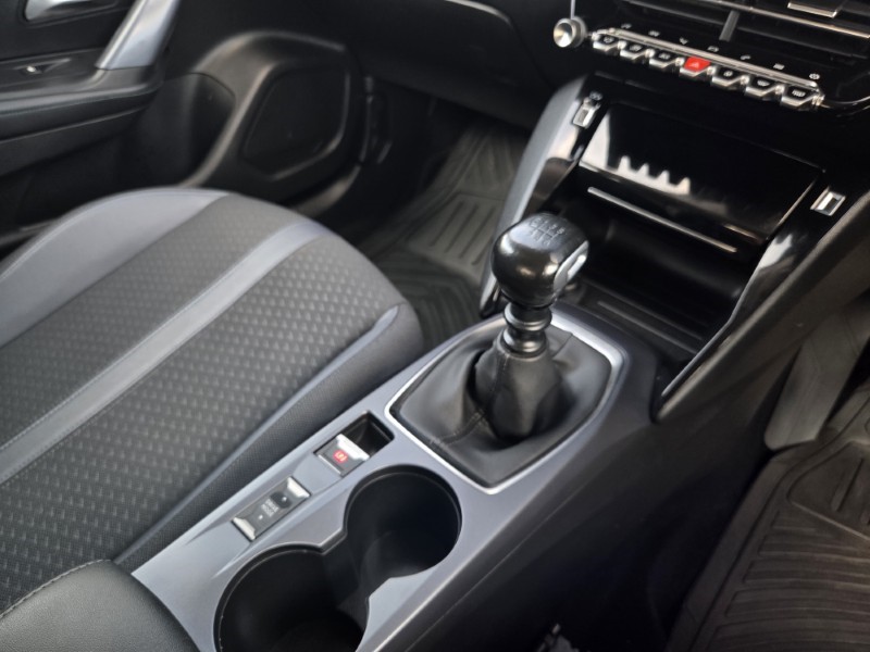 2020 (70) PEUGEOT 2008 1.2 PureTech Allure Premium 5dr 5704637