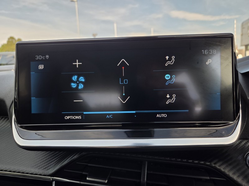 2020 (70) PEUGEOT 2008 1.2 PureTech Allure Premium 5dr 5704641