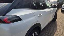 2020 (70) PEUGEOT 2008 1.2 PureTech Allure Premium 5dr 5704614
