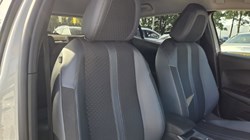 2020 (70) PEUGEOT 2008 1.2 PureTech Allure Premium 5dr 5704631