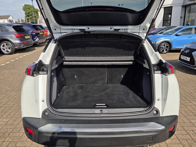 2020 (70) PEUGEOT 2008 1.2 PureTech Allure Premium 5dr 5704619