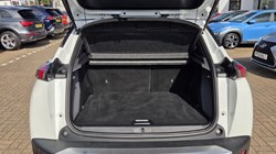 2020 (70) PEUGEOT 2008 1.2 PureTech Allure Premium 5dr 5704619