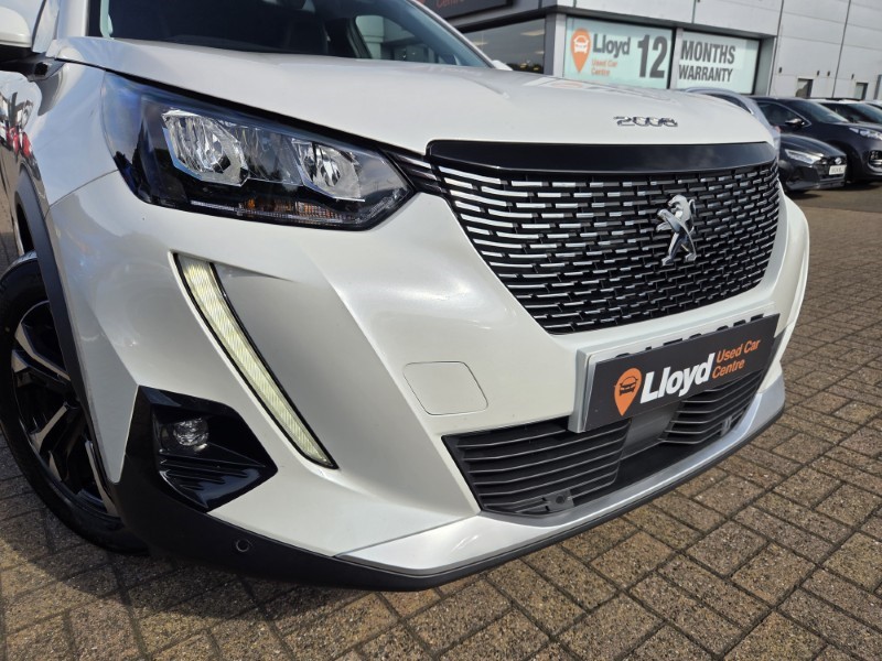2020 (70) PEUGEOT 2008 1.2 PureTech Allure Premium 5dr 5704611
