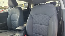 2022 (22) KIA NIRO 1.6 GDi Hybrid 2 5dr DCT 5709379