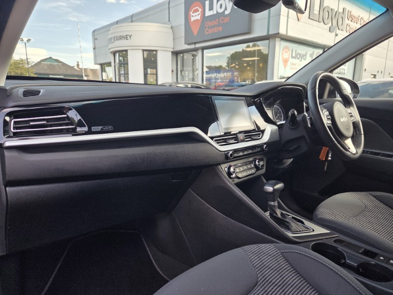 2022 (22) KIA NIRO 1.6 GDi Hybrid 2 5dr DCT 5709377