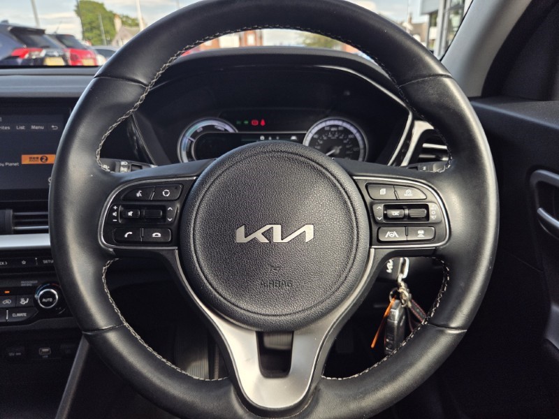 2022 (22) KIA NIRO 1.6 GDi Hybrid 2 5dr DCT 5709385