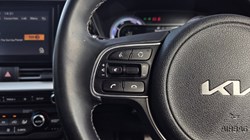 2022 (22) KIA NIRO 1.6 GDi Hybrid 2 5dr DCT 5709383