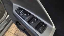 2022 (22) KIA NIRO 1.6 GDi Hybrid 2 5dr DCT 5709382