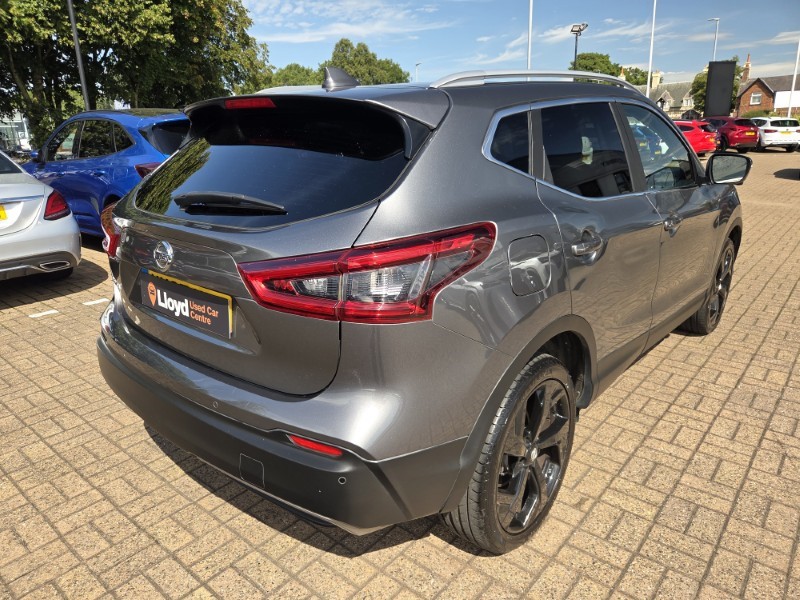 2017 (67) NISSAN QASHQAI 1.5 dCi Tekna 5dr 5709410