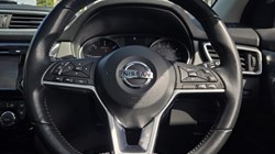 2017 (67) NISSAN QASHQAI 1.5 dCi Tekna 5dr 5709429