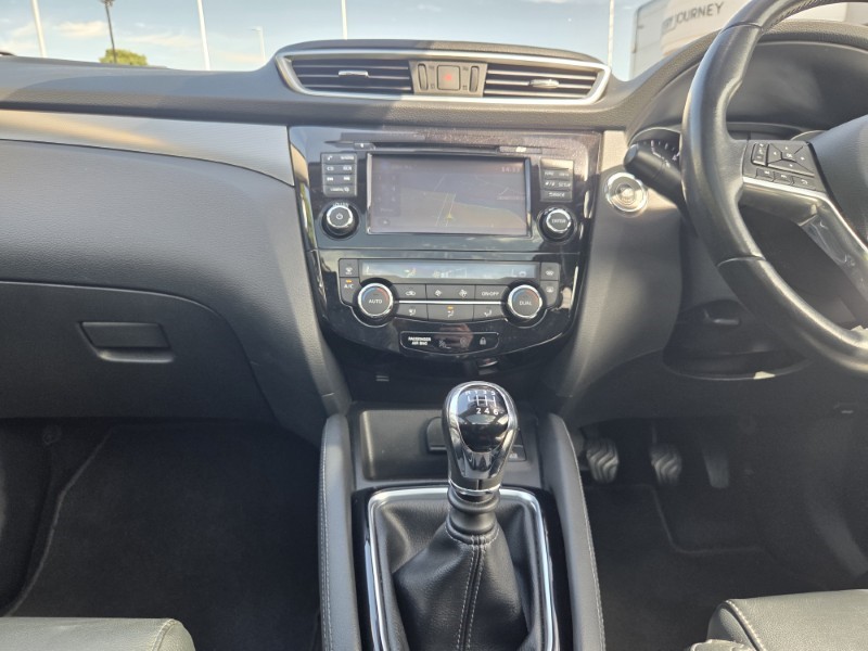 2017 (67) NISSAN QASHQAI 1.5 dCi Tekna 5dr 5709418