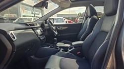 2017 (67) NISSAN QASHQAI 1.5 dCi Tekna 5dr 5709421