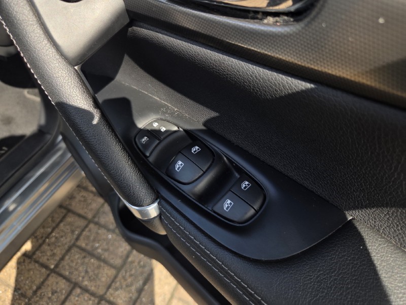 2017 (67) NISSAN QASHQAI 1.5 dCi Tekna 5dr 5709425