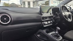2021 (21) HYUNDAI KONA 1.0 TGDi 48V MHEV Premium 5dr 5699523