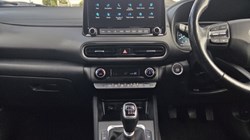 2021 (21) HYUNDAI KONA 1.0 TGDi 48V MHEV Premium 5dr 5699521