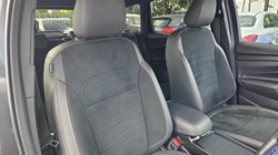 2019 (69) FORD KUGA 2.0 TDCi ST-Line 5dr 2WD 5709645