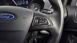 2019 (69) FORD KUGA 2.0 TDCi ST-Line 5dr 2WD 5709649