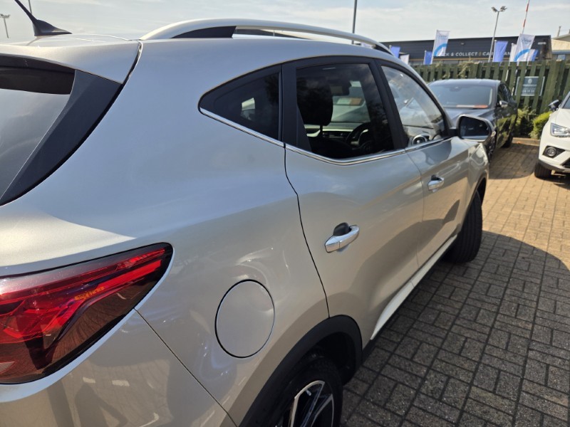 2024 (24) MG MOTOR UK ZS 1.0T GDi Exclusive 5dr DCT 5704425