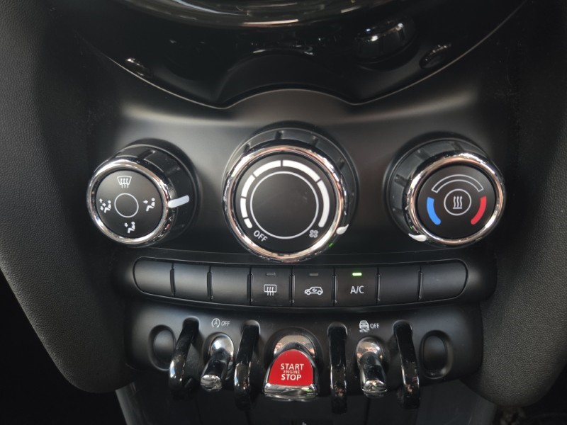 2019 (69) MINI HATCHBACK 1.5 Cooper Classic II 3dr 5709567