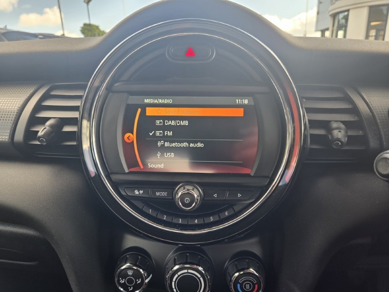 2019 (69) MINI HATCHBACK 1.5 Cooper Classic II 3dr 5709569