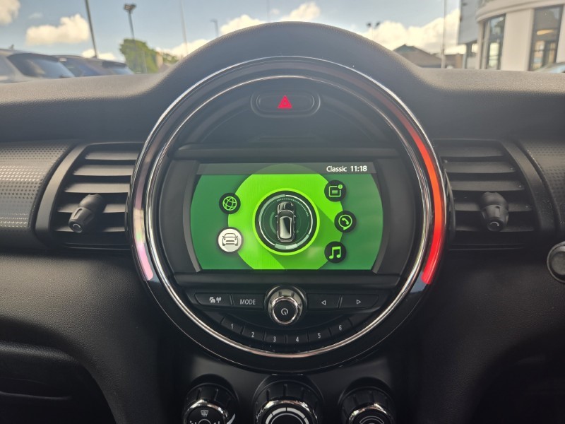 2019 (69) MINI HATCHBACK 1.5 Cooper Classic II 3dr 5709568