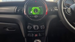 2019 (69) MINI HATCHBACK 1.5 Cooper Classic II 3dr 5709554