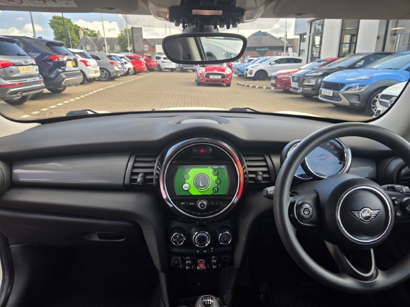 2019 (69) MINI HATCHBACK 1.5 Cooper Classic II 3dr 5709552