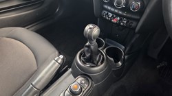 2019 (69) MINI HATCHBACK 1.5 Cooper Classic II 3dr 5709564