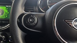 2019 (69) MINI HATCHBACK 1.5 Cooper Classic II 3dr 5709561