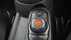 2019 (69) MINI HATCHBACK 1.5 Cooper Classic II 3dr 5709565