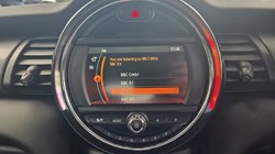 2019 (69) MINI HATCHBACK 1.5 Cooper Classic II 3dr 5709570
