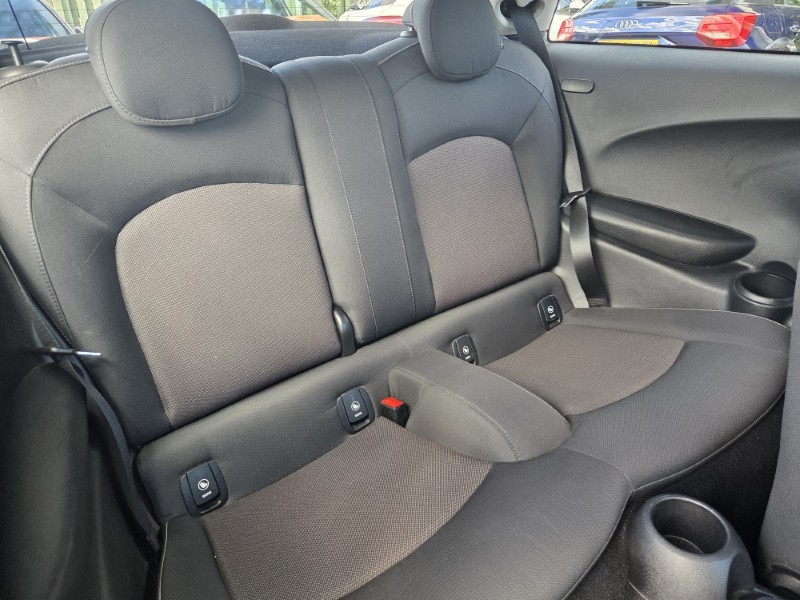 2019 (69) MINI HATCHBACK 1.5 Cooper Classic II 3dr 5709558