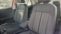 2019 (19) VOLKSWAGEN T-ROC 1.5 TSI EVO SE 5dr 5709600
