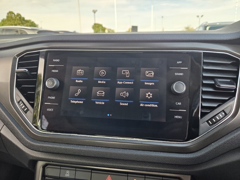 2019 (19) VOLKSWAGEN T-ROC 1.5 TSI EVO SE 5dr 5709613
