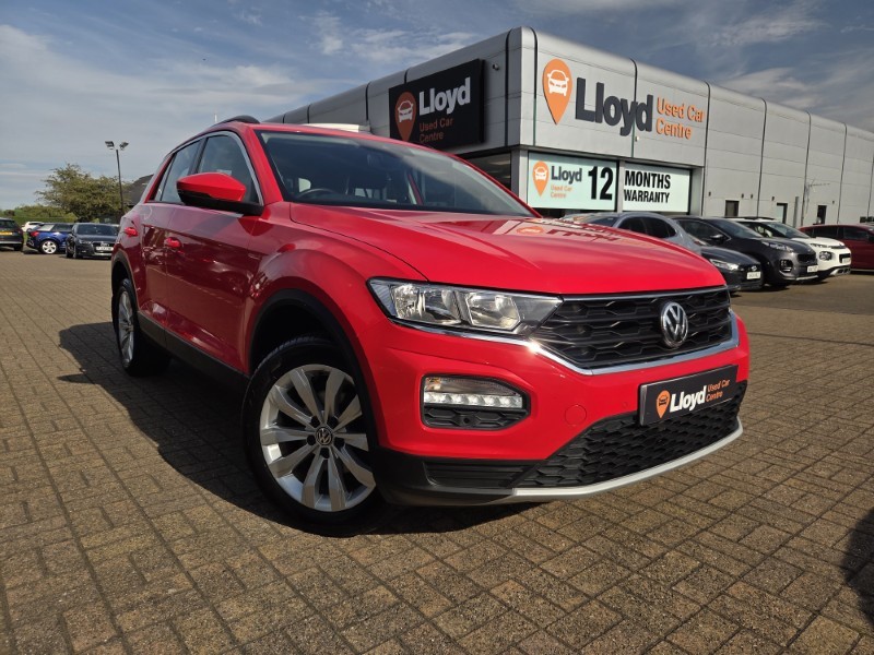 2019 (19) VOLKSWAGEN T-ROC 1.5 TSI EVO SE 5dr 5709585