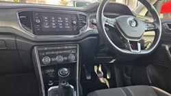 2019 (19) VOLKSWAGEN T-ROC 1.5 TSI EVO SE 5dr 5709595