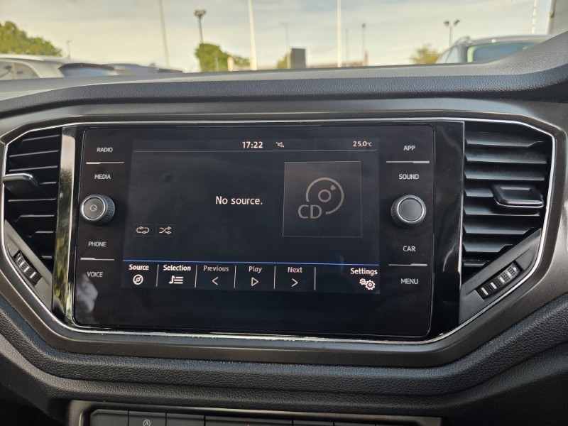 2019 (19) VOLKSWAGEN T-ROC 1.5 TSI EVO SE 5dr 5709611
