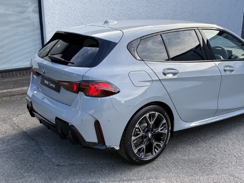  BMW 1 SERIES 120 M Sport 5dr Step Auto 5705033