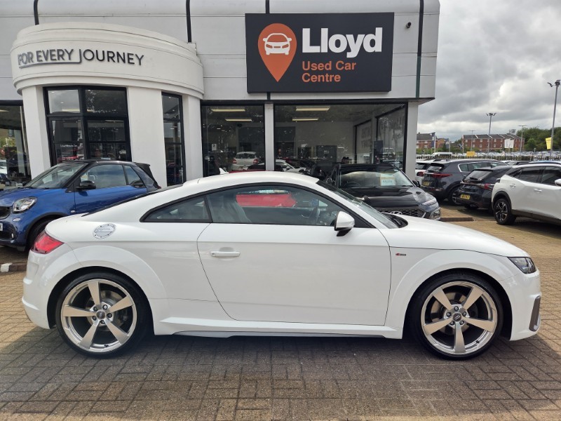 2020 (69) AUDI TT 40 TFSI S Line 2dr S Tronic 5717404