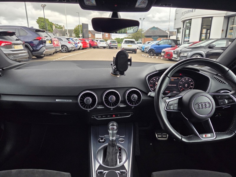 2020 (69) AUDI TT 40 TFSI S Line 2dr S Tronic 5717421